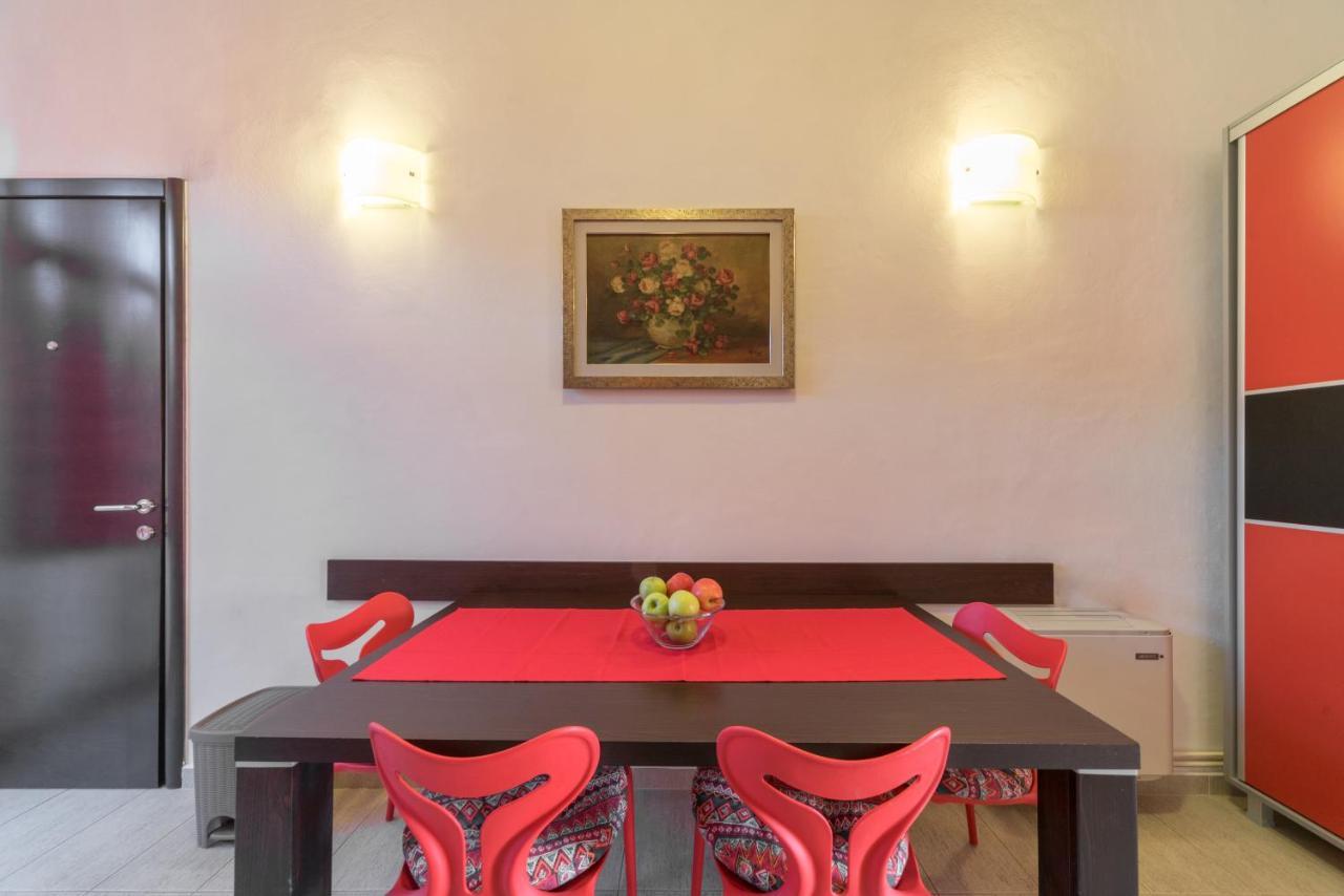 R Club Apartments Old Town Будва Екстер'єр фото